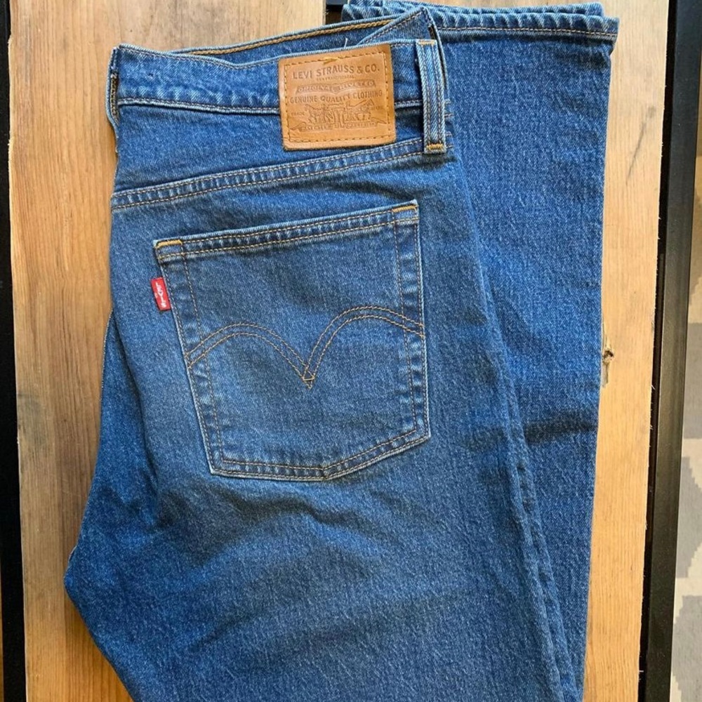 Levis jeans
